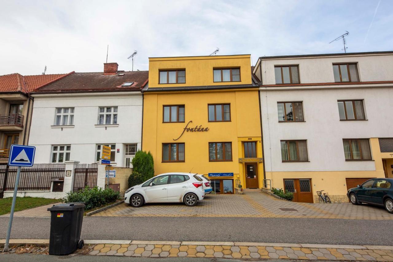 Pension Fontana Poděbrady Exterior foto